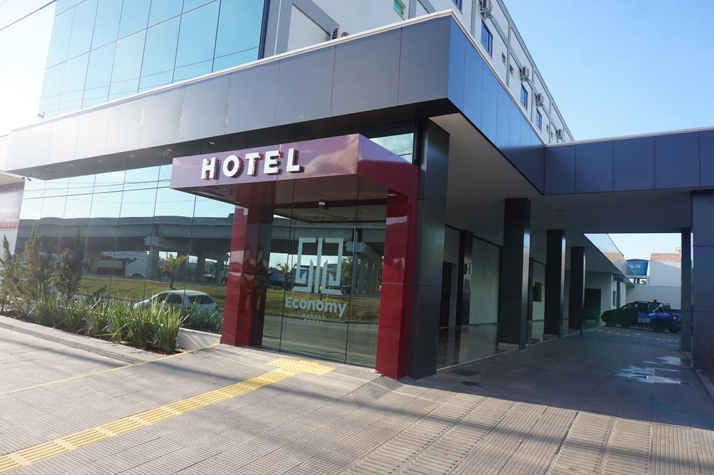 Economy Master Hotel Ji-Paraná Exterior photo